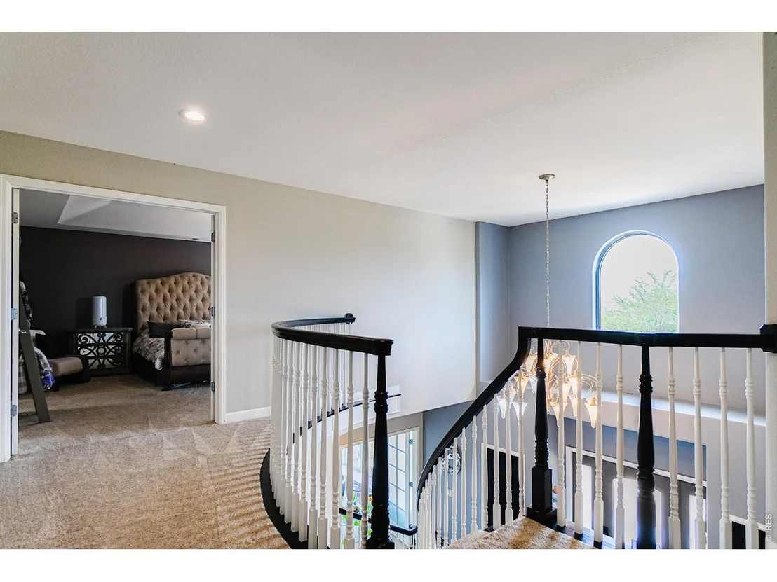 Photo of 3938 Vale View Ln