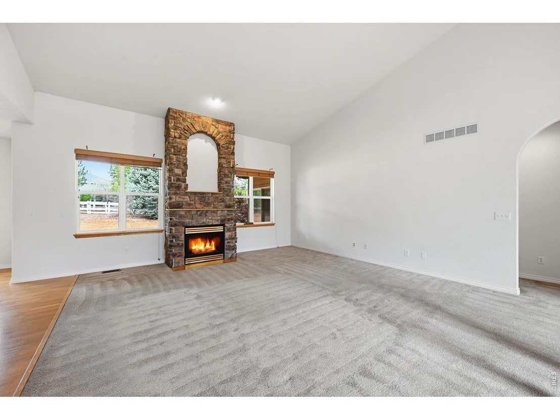 Photo of 6937 Saddleback Ave
