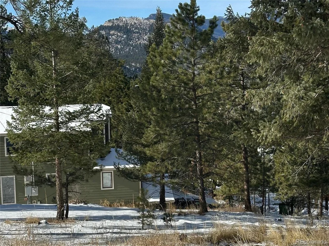 Photo of 27876 Mariposa Rd