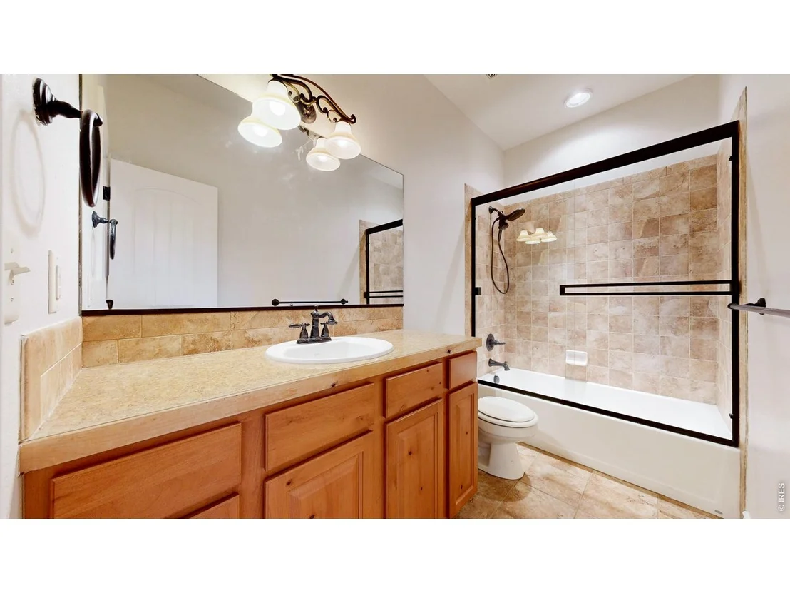 Photo of 313 Telluride Dr