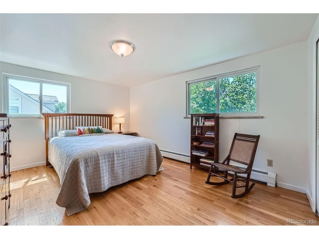 Photo of 9749 Sierra Dr