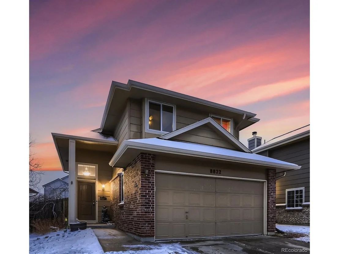 Photo of 8822 Cloverleaf Cir
