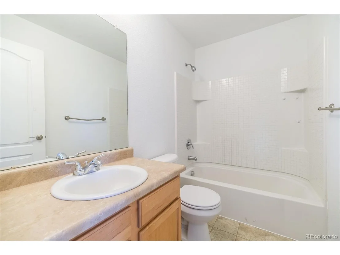 Photo of 450 Frontier Ln