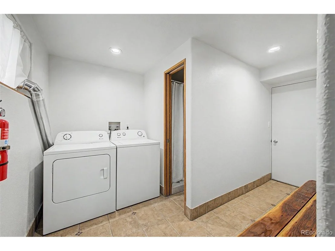 Photo of 821 Ferret Ln