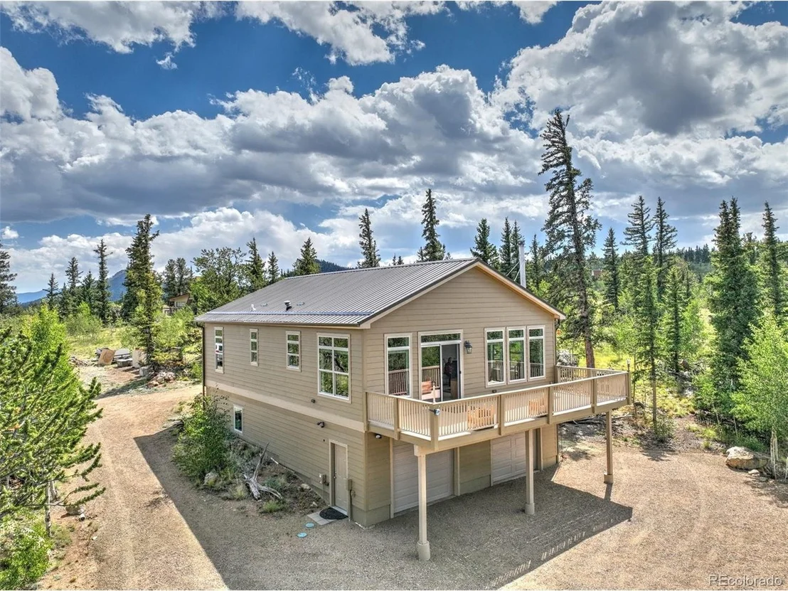 Photo of 990 Cumberland Dr