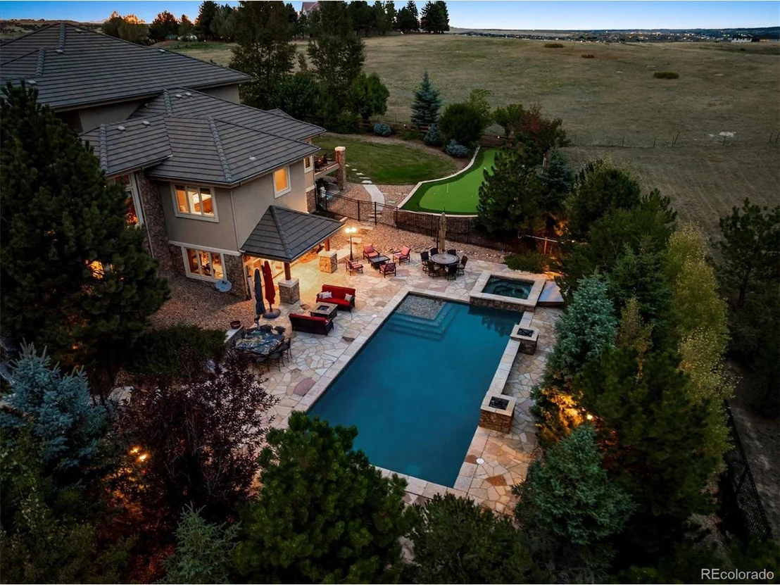 Photo of 4923 Raintree Cir