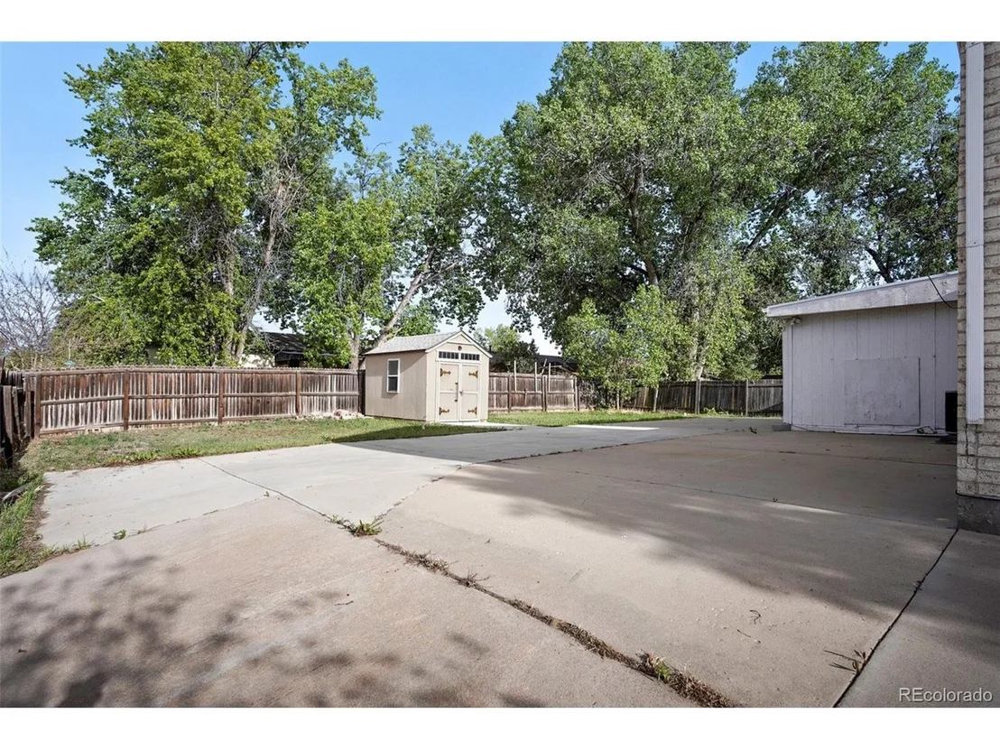 Photo of 5542 Sable St