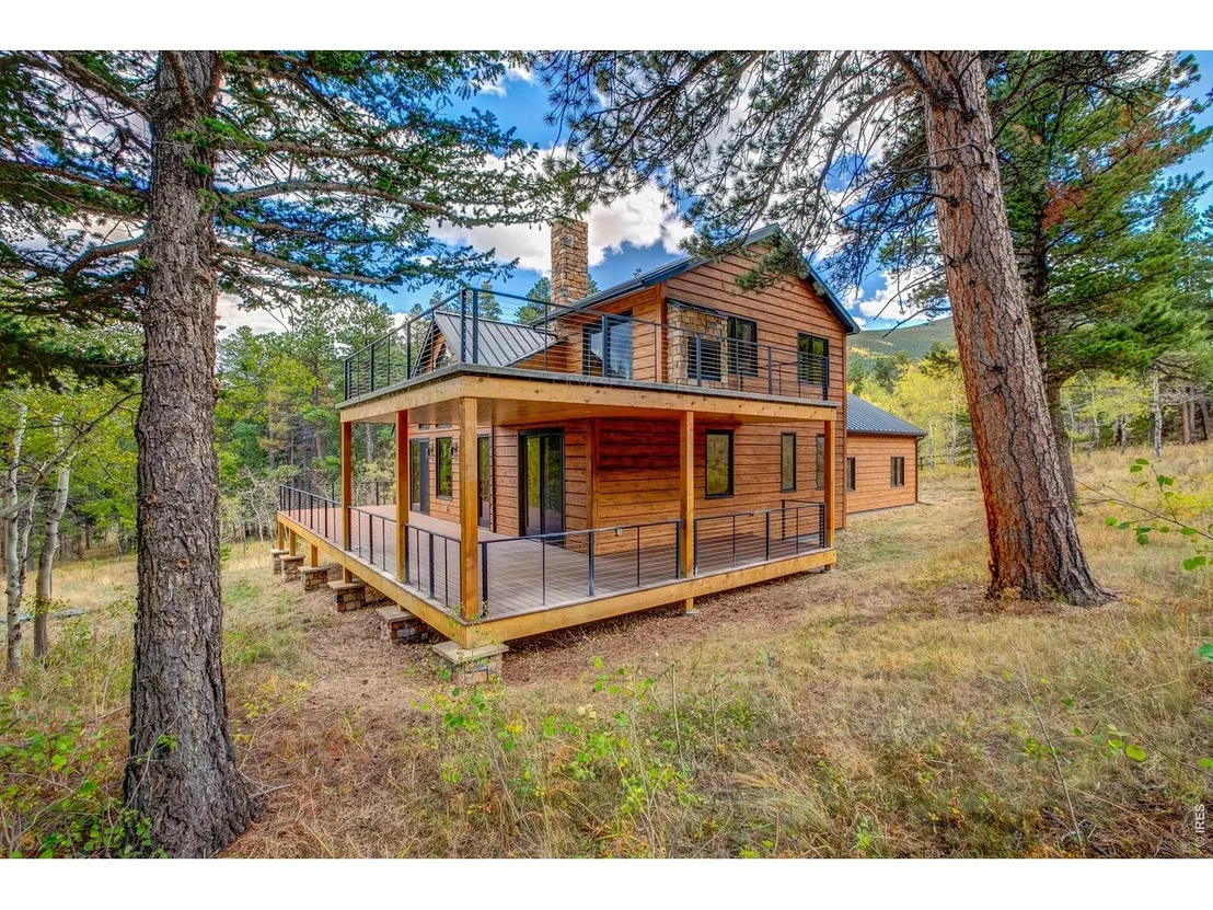 Photo of 964 Ski Rd