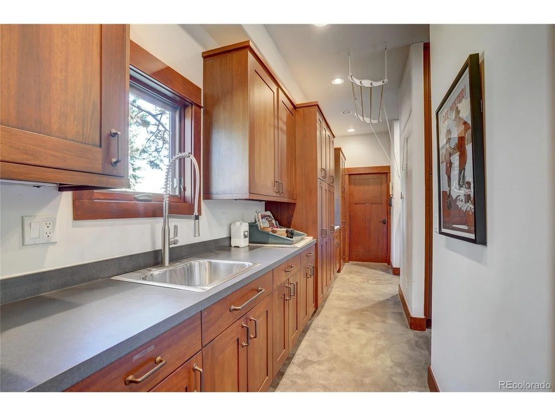 Photo of 25751 Village Cir