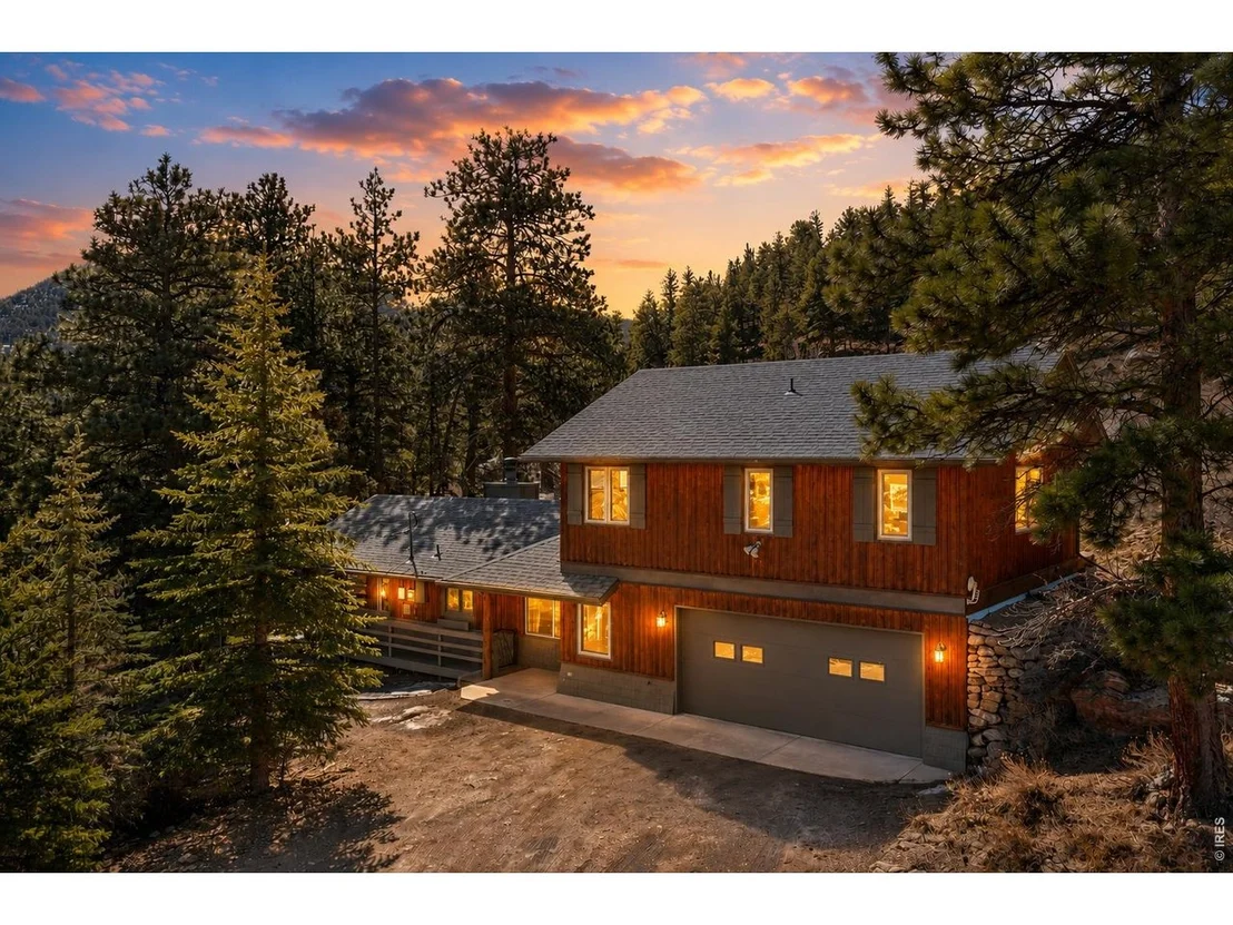 Photo of 2340 Eagle Cliff Rd