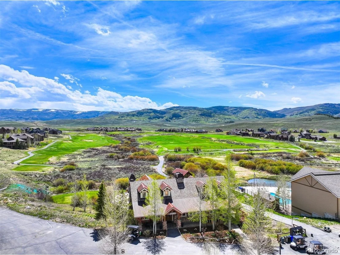 Photo of 701 Saddle Ridge Cir
