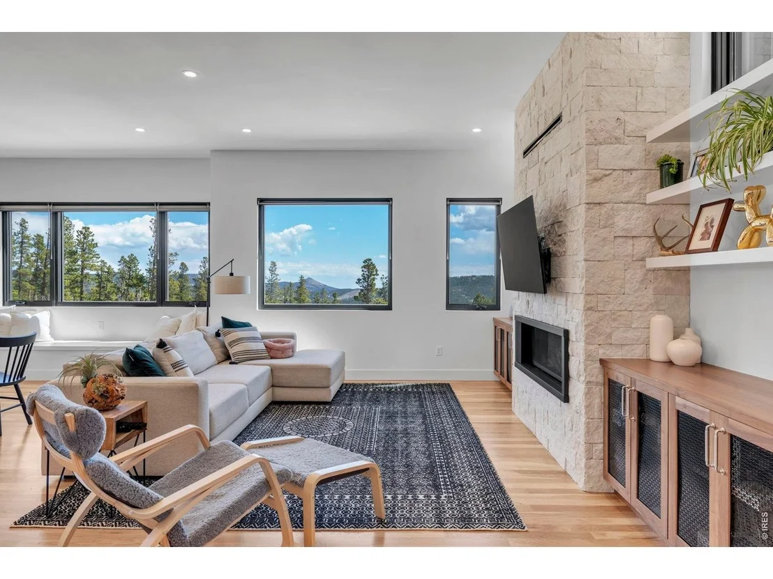 Photo of 11 Juneau Cir