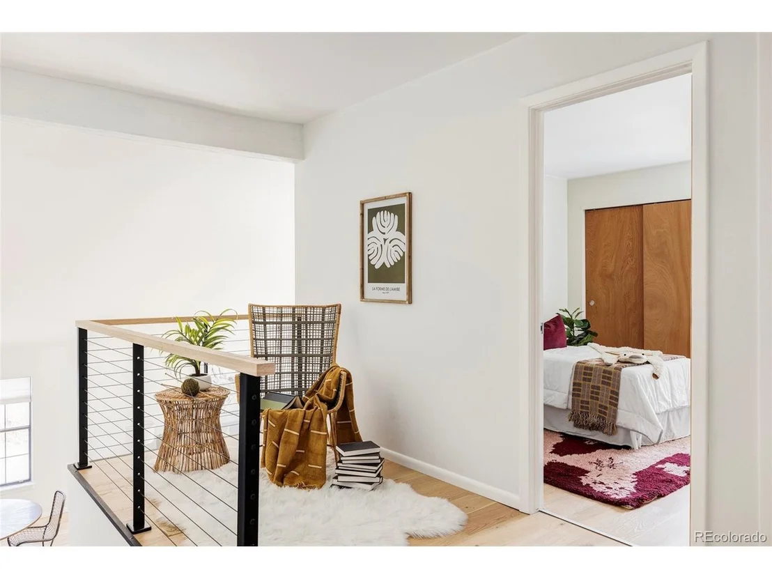 Photo of 8174 Field Cir