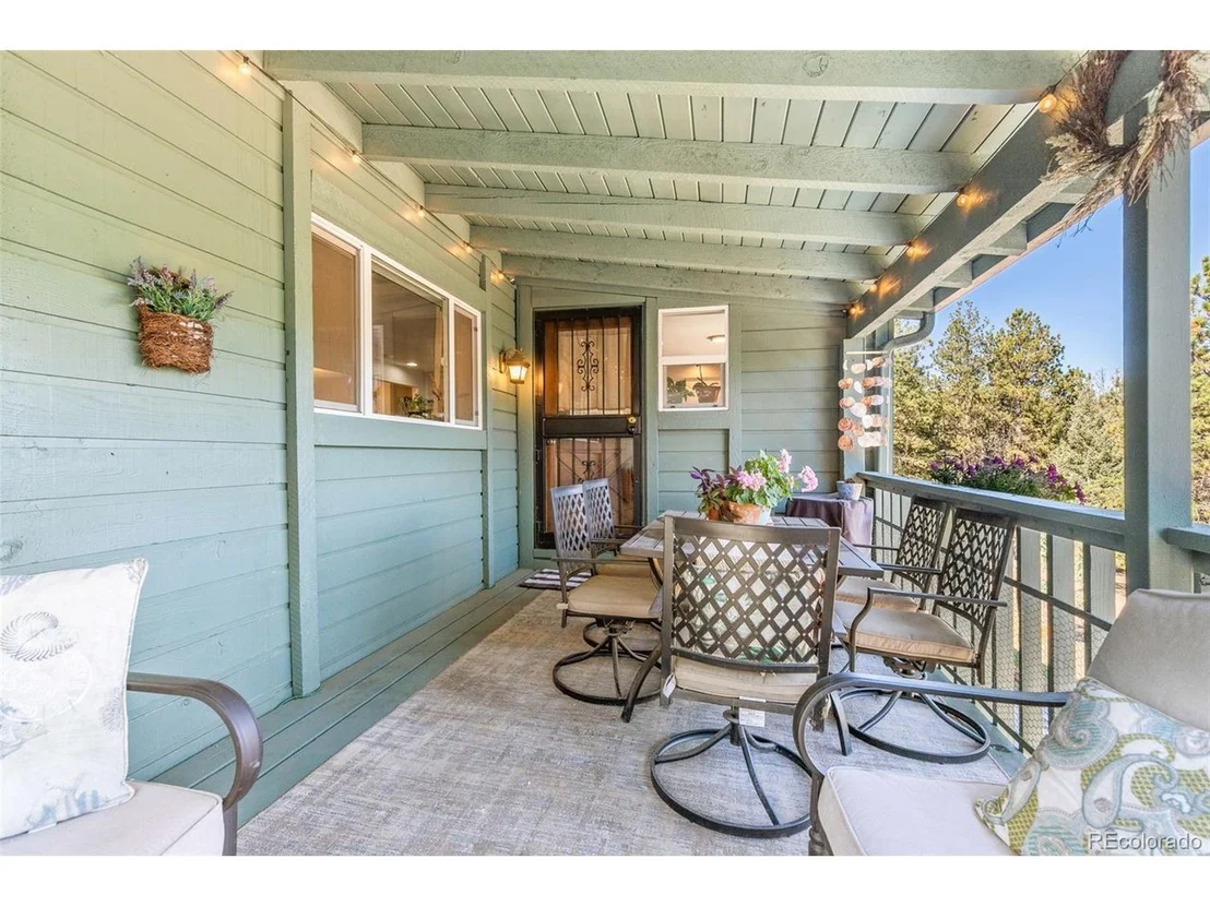 Photo of 3021 Nova Road