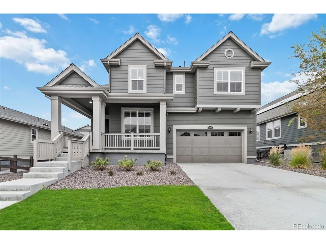 Photo of 790 Compass Dr