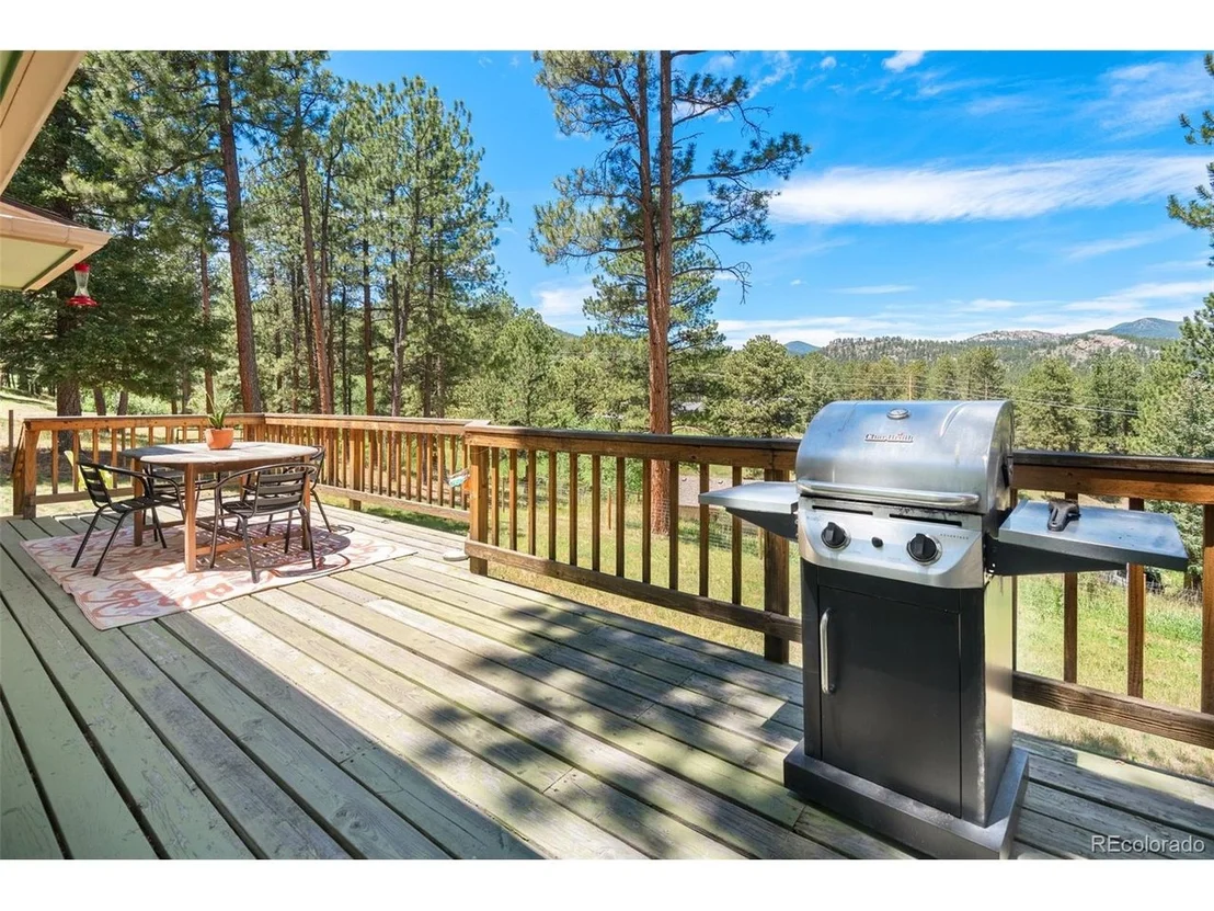 Photo of 5597 Lee Dr