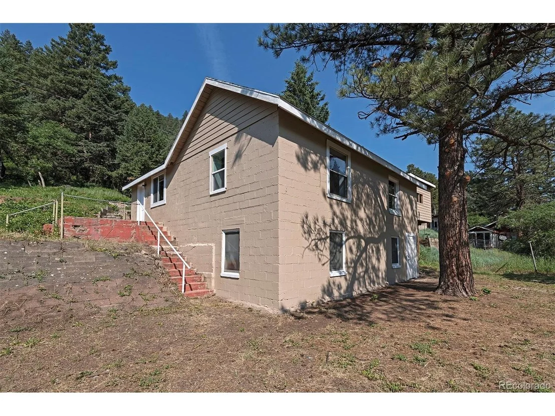 Photo of 2177 Hidden Valley Rd
