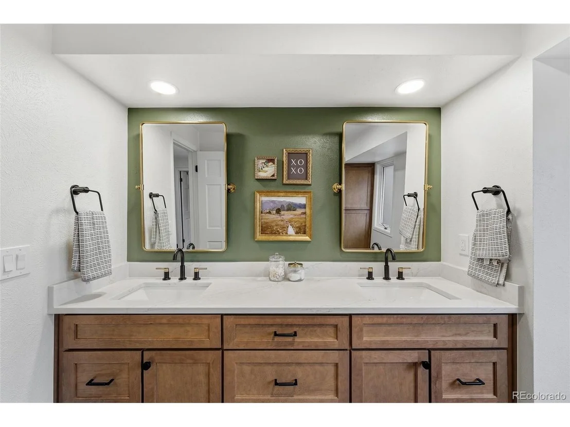 Photo of 4422 Pali Way