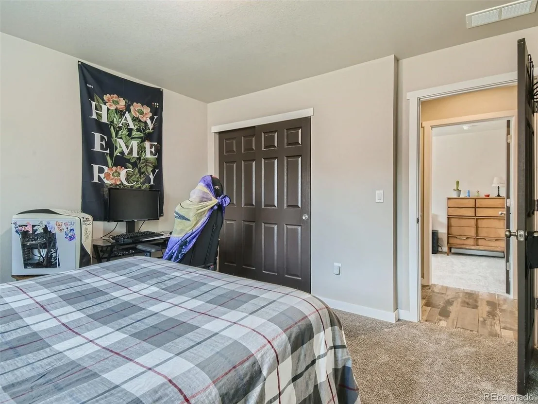 Photo of 416 Clover Ct