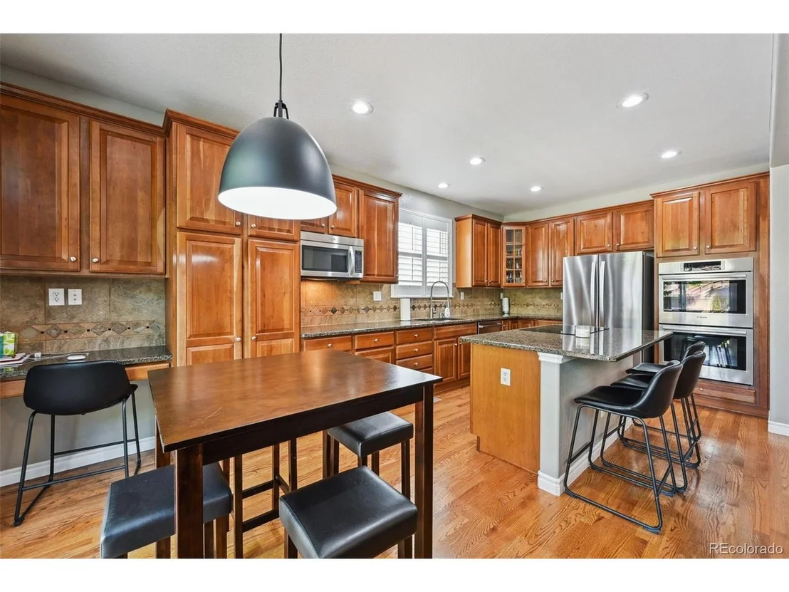 Photo of 10987 Bluegate Way