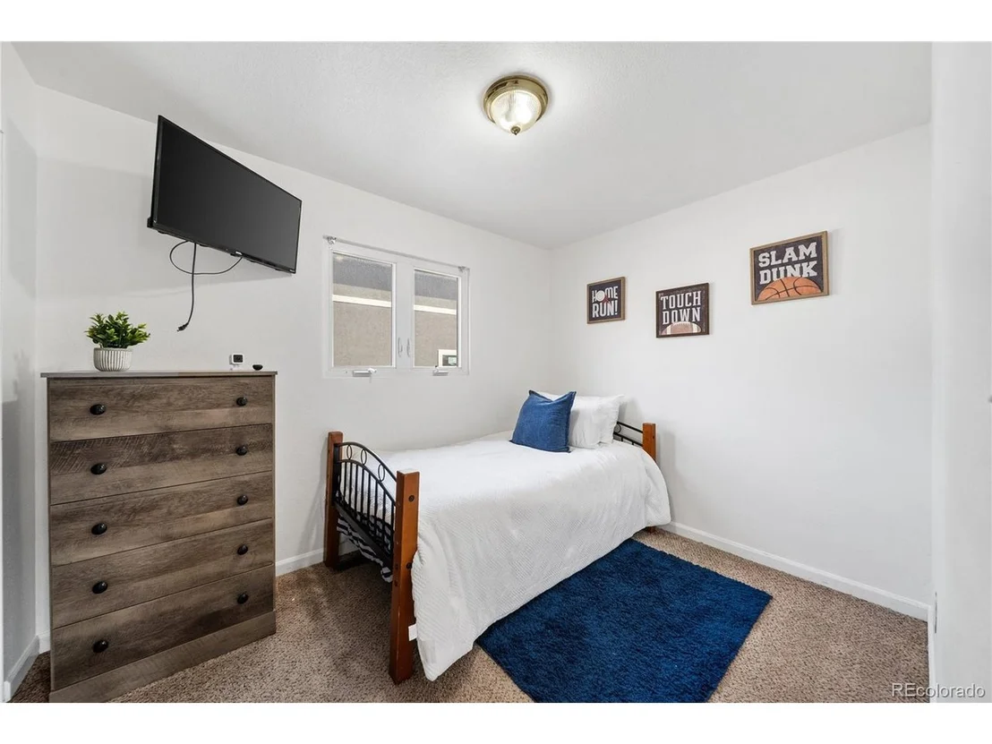 Photo of 550 Custer Ave