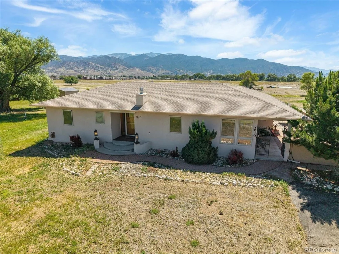 Photo of 7610 Meadowlark Ln