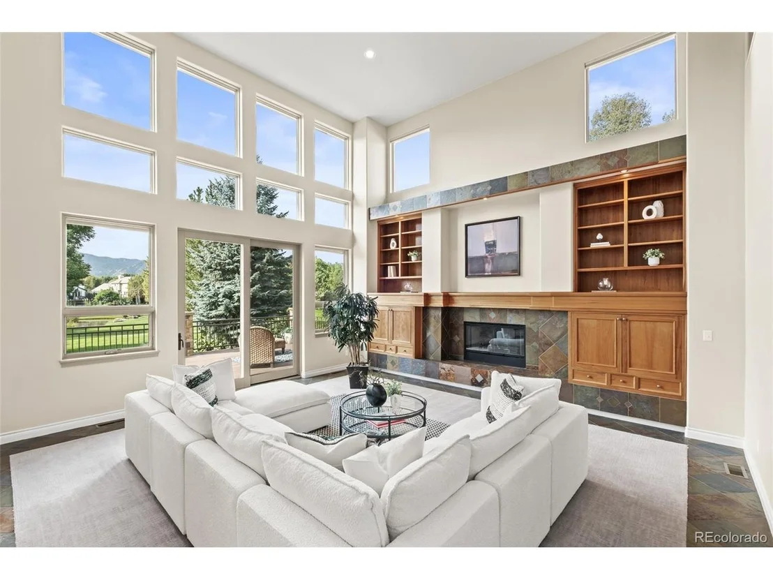 Photo of 2512 Premier Pl