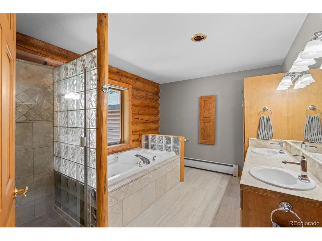 Photo of 23550 Pleasant Park Rd