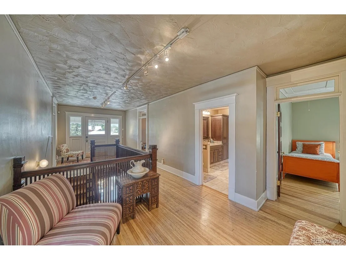 Photo of 403 Scott St