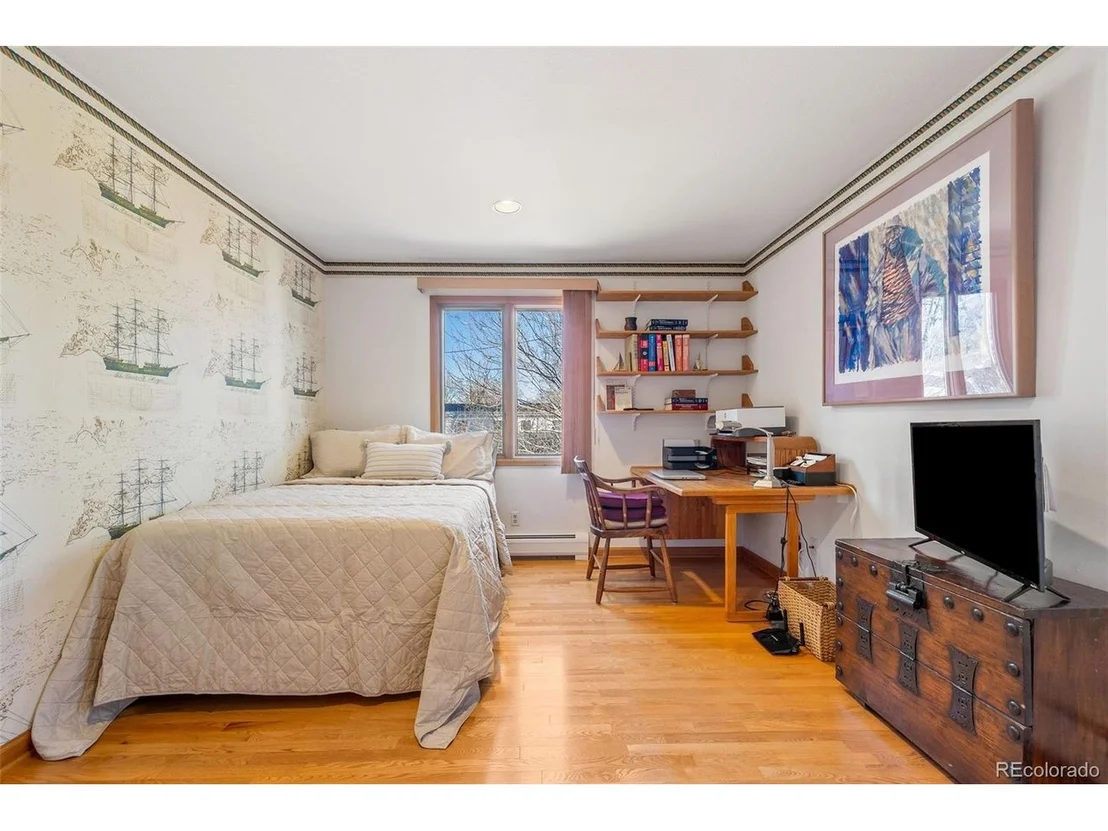 Photo of 625 Grape St