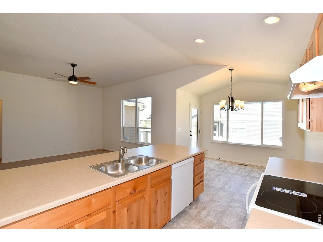 Photo of 2394 Juno Ln