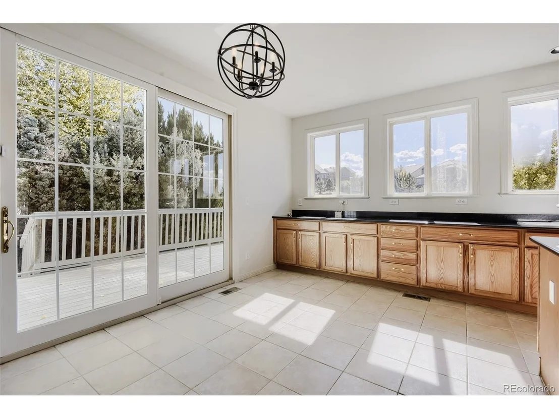 Photo of 796 Ridgemont Cir