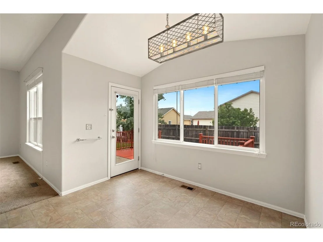 Photo of 2933 Alpine Ave