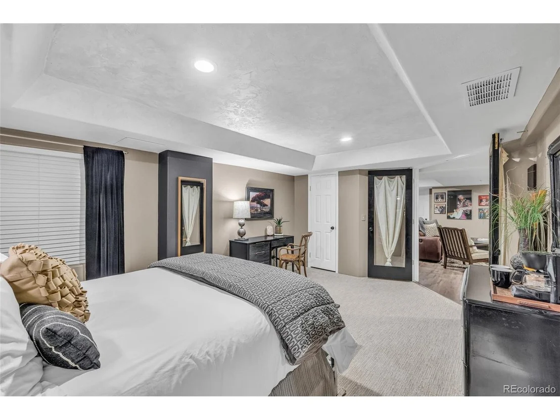 Photo of 9856 Glenstone Trl