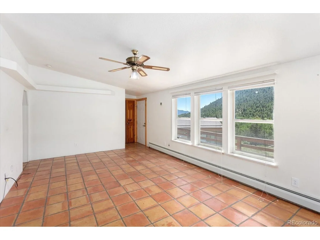 Photo of 4003 County Road 4