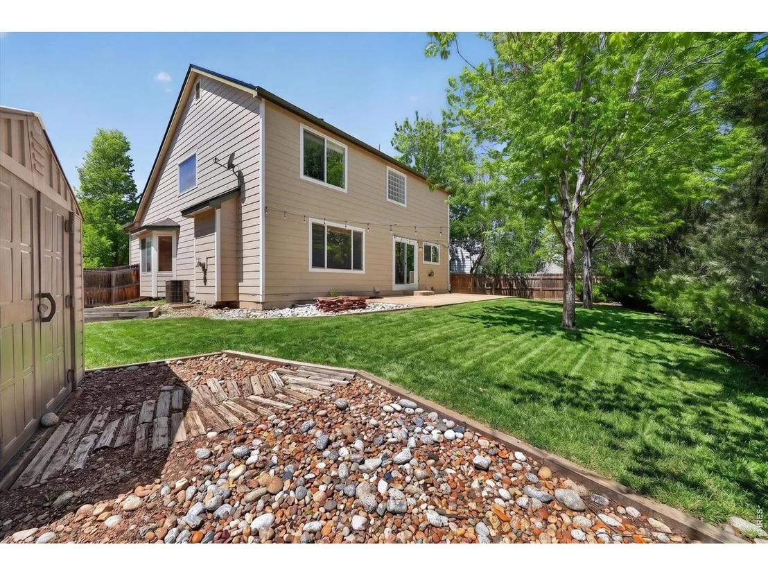 Photo of 1106 Button Rock Dr