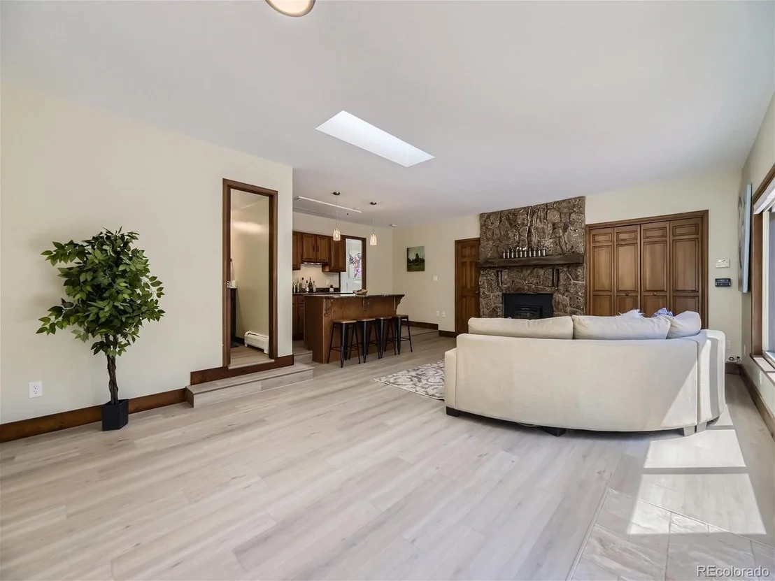 Photo of 34990 Lower Aspen Ln