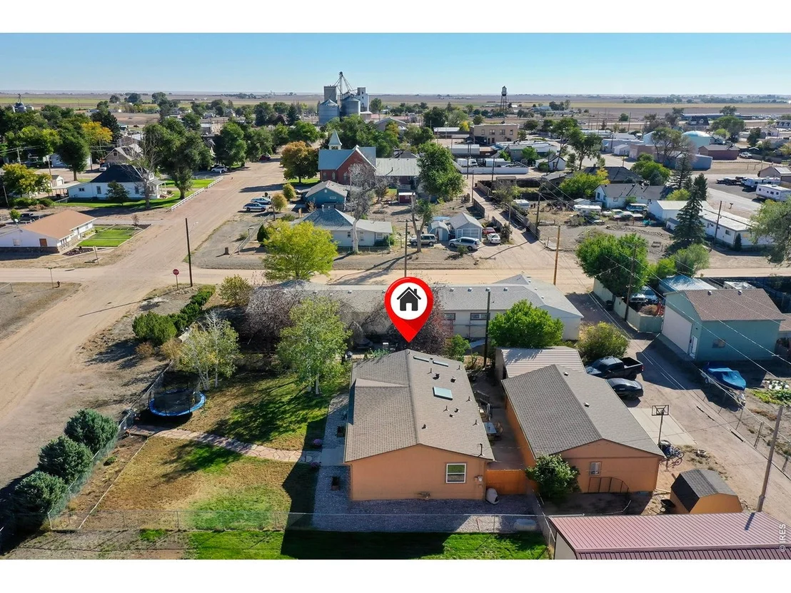 Photo of 404 W Shafer Ave