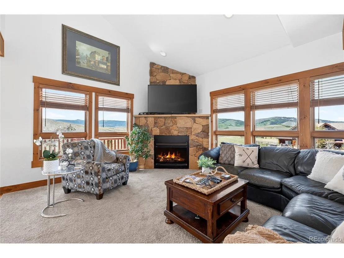 Photo of 724 Saddle Ridge Cir