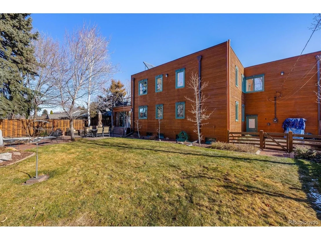 Photo of 625 Grape St