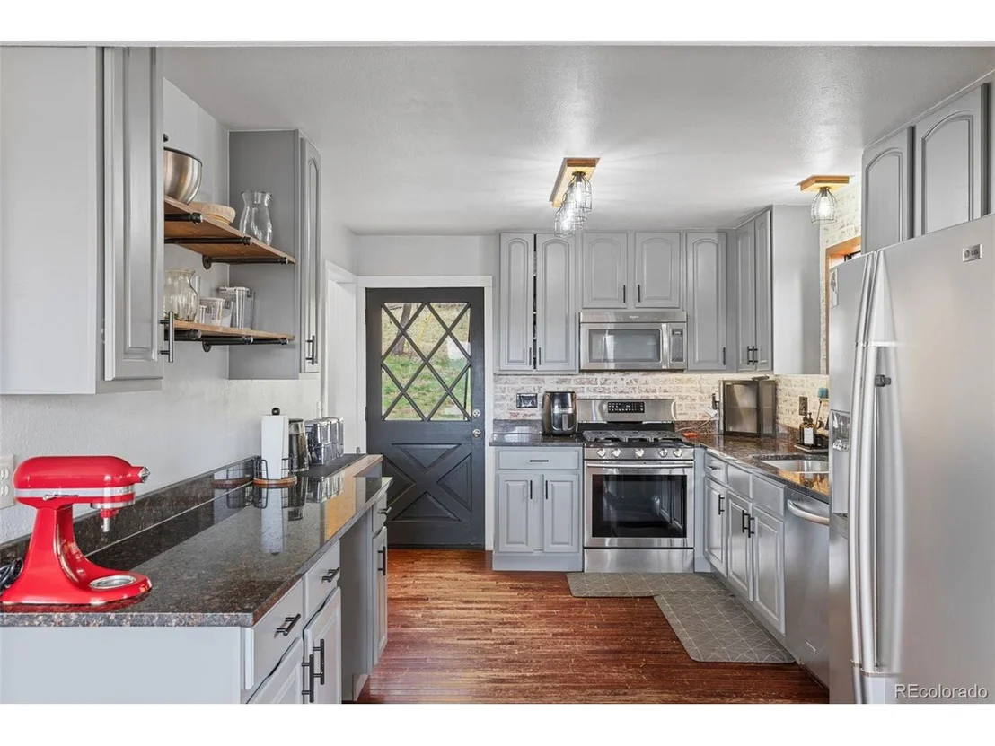 Photo of 518 Pine Dr