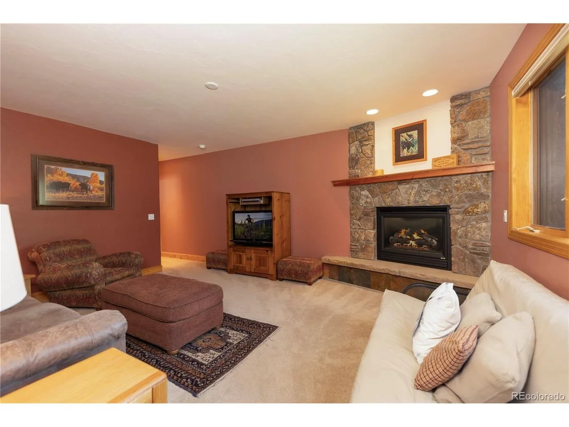 Photo of 1755 Red Hawk Rd