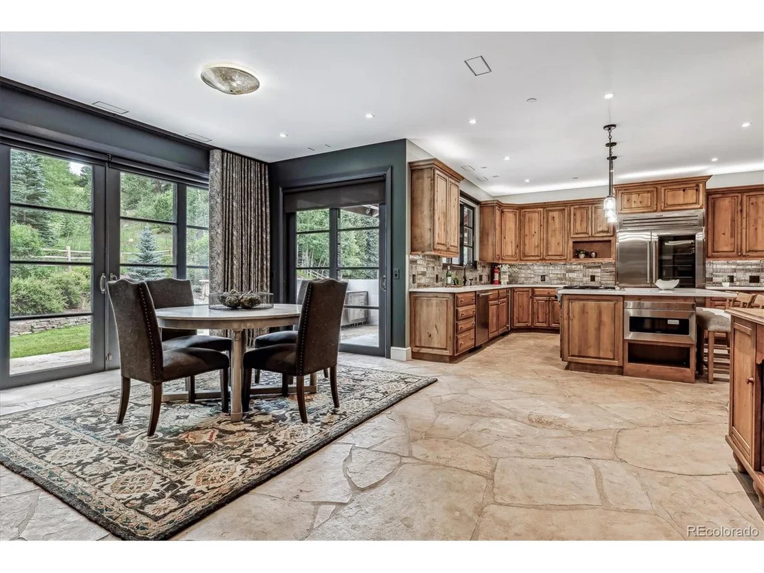 Photo of 33114 Upper Bear Creek Rd