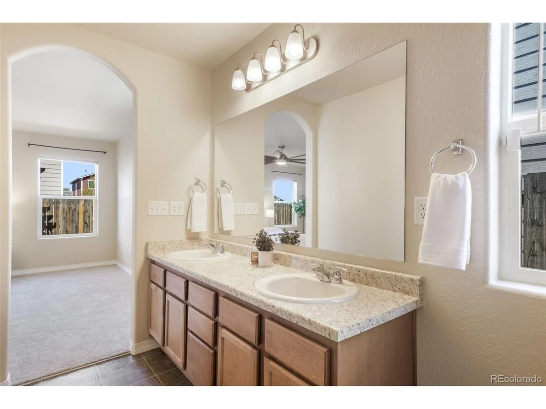 Photo of 7704 Cruzer Hts