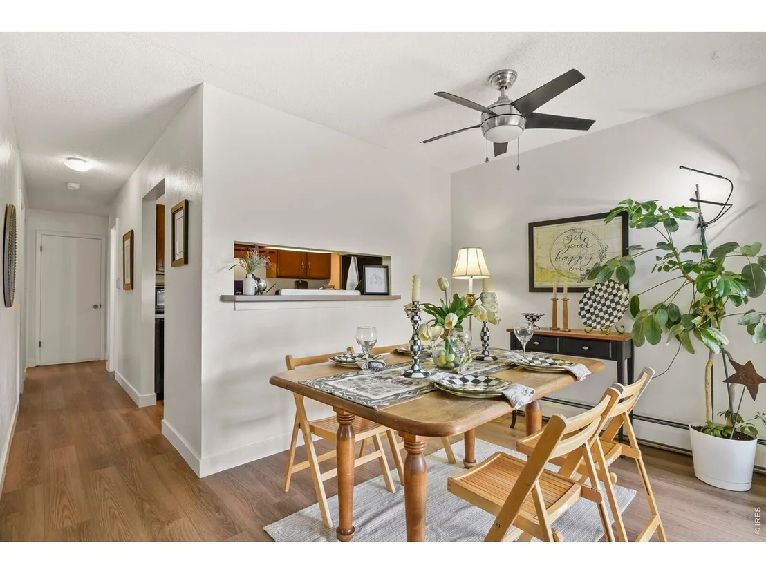 Photo of Unit D at 1118 Centaur Cir