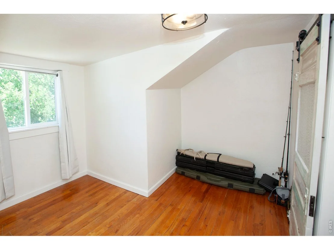 Photo of 324 N 3rd Ave