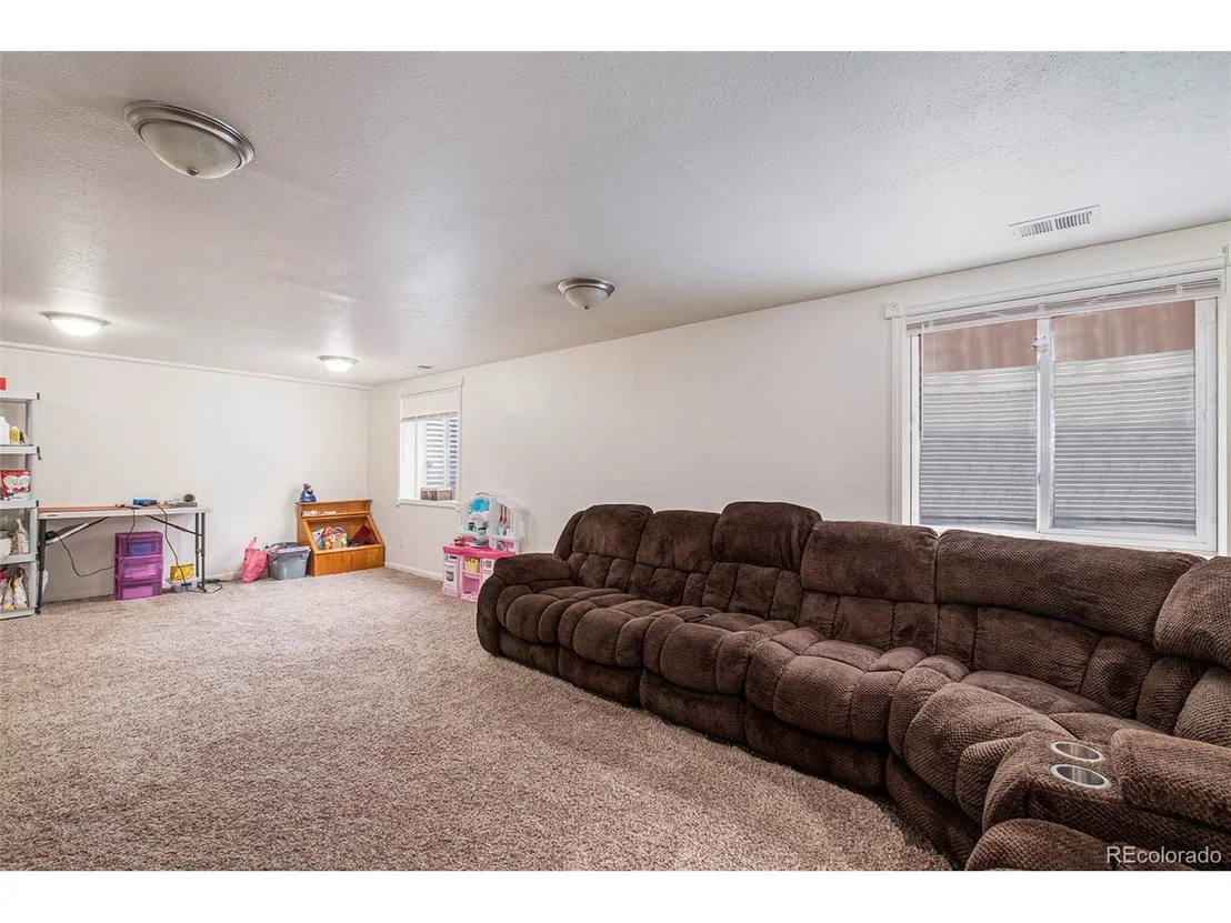 Photo of 2623 Park View Dr
