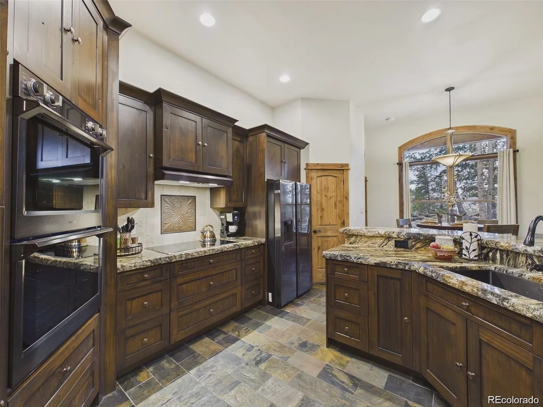 Photo of 350 Foxtail Dr