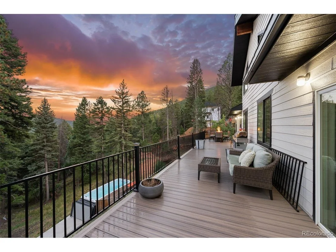 Photo of 24978 Red Cloud Dr