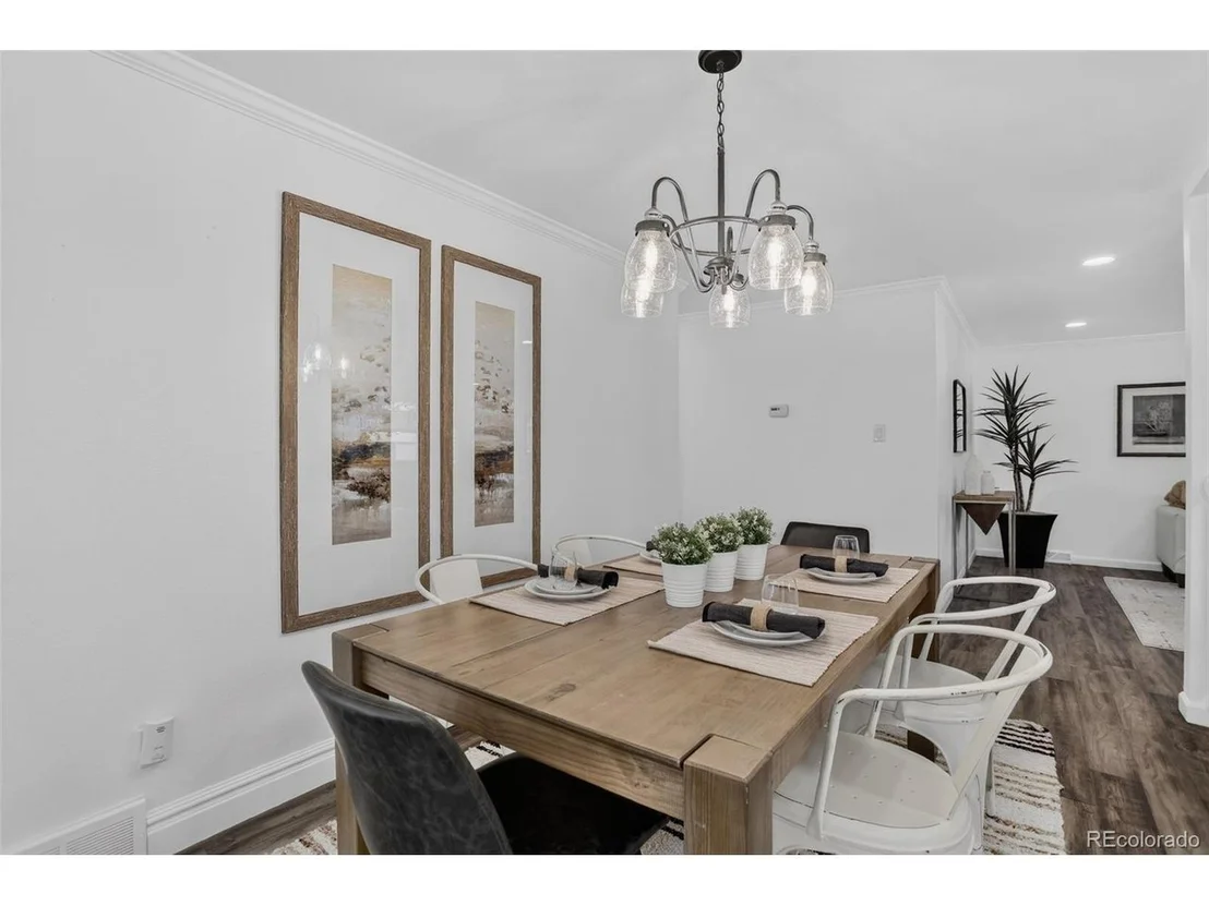 Photo of 13789 Omega Cir